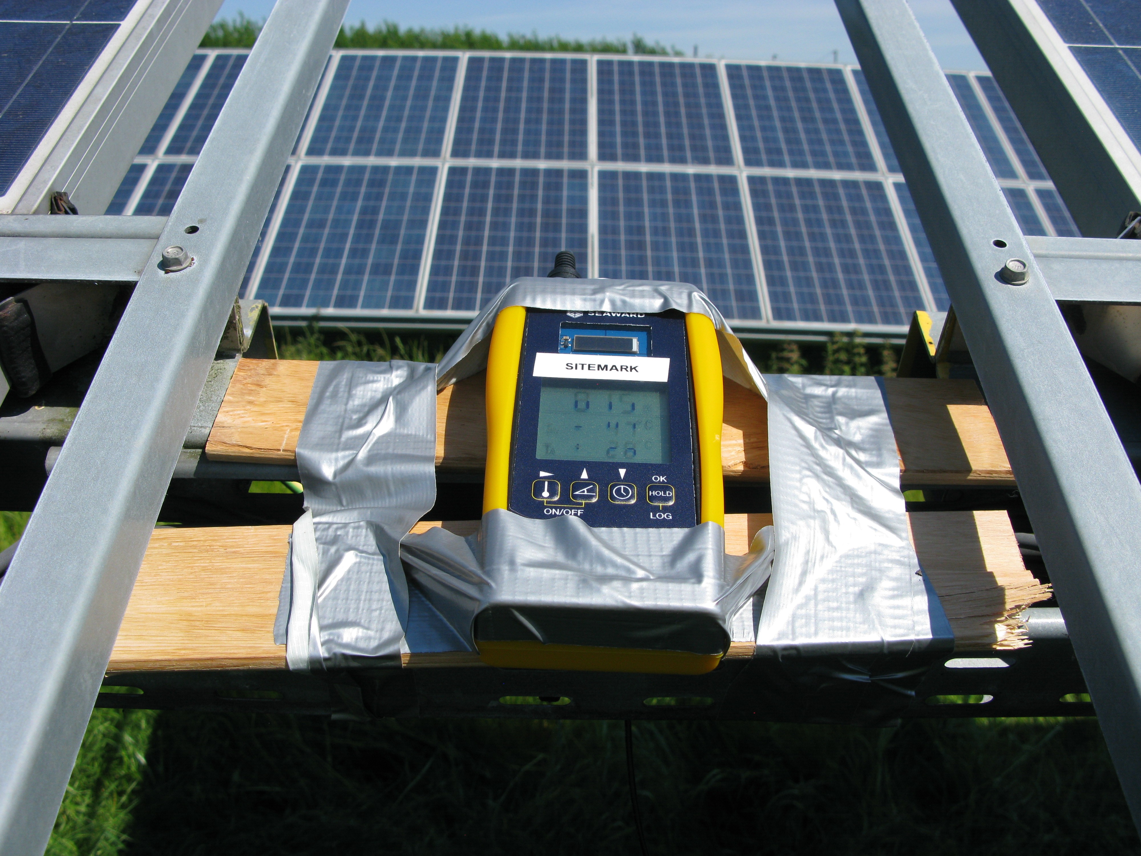 Incorrect positioning of a Seaward irradiance sensor on PV panel mount